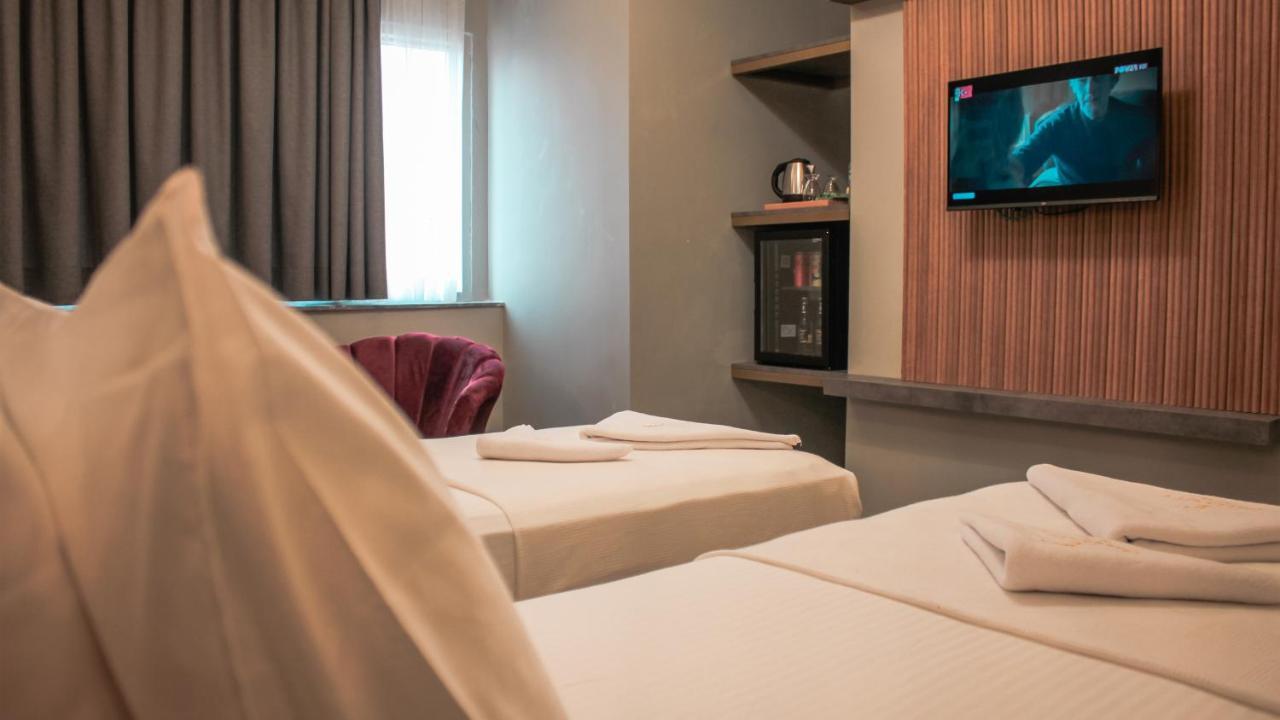 Talles Otel *